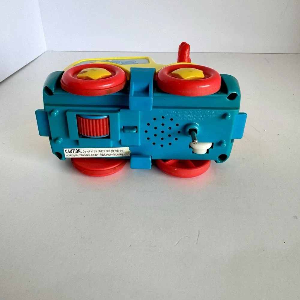 Vintage 1998 Tyco Sesame Street Elmo Motorized Car Track/Gym Toy  Works‎